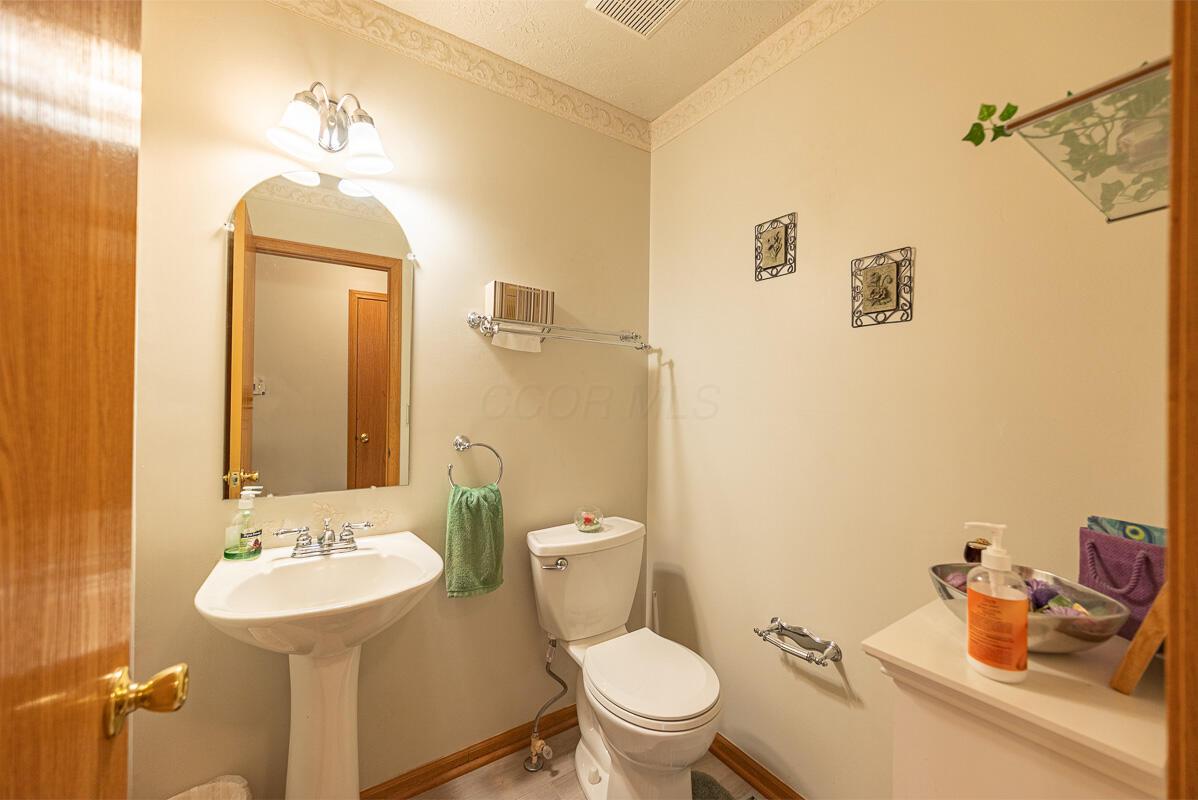 133 Barry Knoll Drive, Pataskala, Ohio image 16