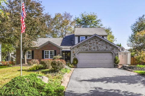 Photo of 5804 Quail Run Drive, Grove City, OH 43123 (MLS # 226040360)