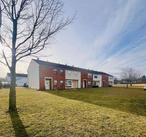 Townhouse For Sale - 304-314 Cross Wind Drive #A, B, C, D, E, F<br/> Westerville, OH 43081