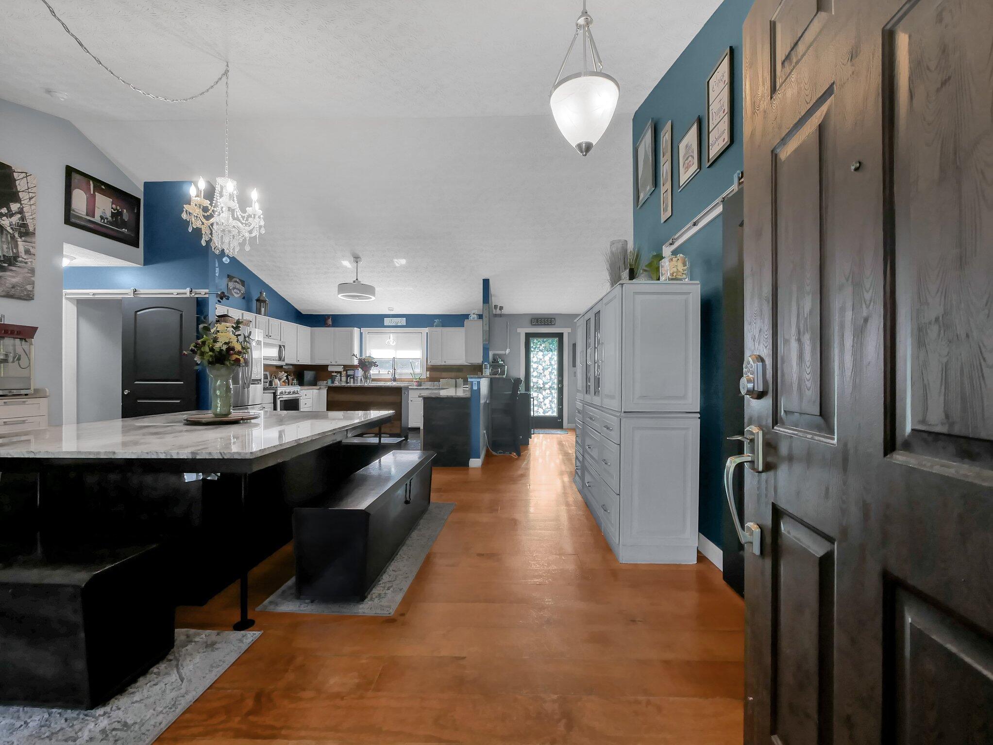 3027 Landen Farm Road, Hilliard, Ohio image 3