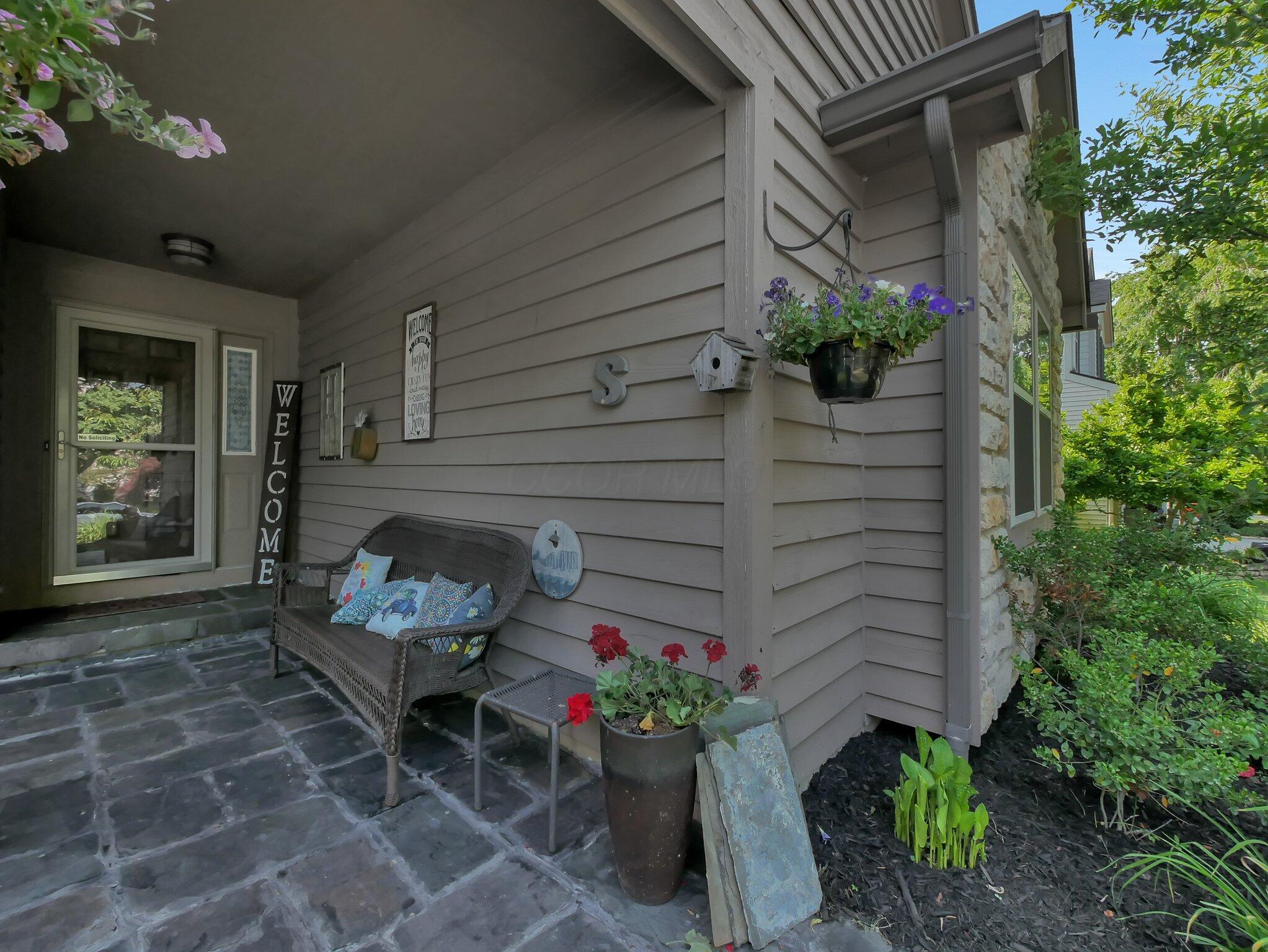 3027 Landen Farm Road, Hilliard, Ohio image 2