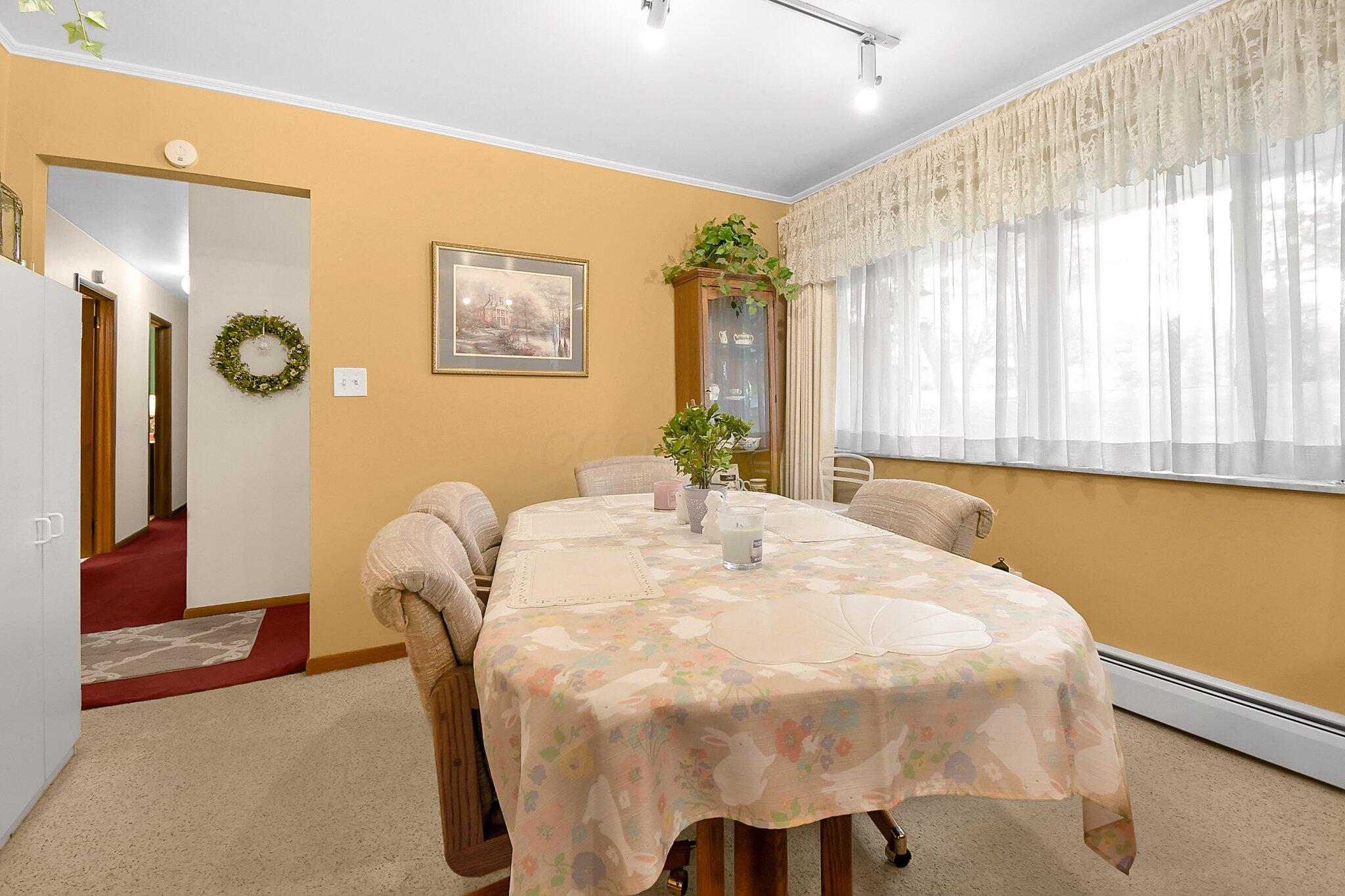 2116 Dunzweiler Drive, Zanesville, Ohio image 8