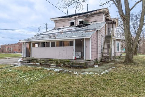 Tiny photo for 302 W Pleasant Street, Springfield, OH 45506 (MLS # 226002370)