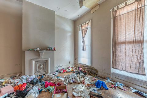 Tiny photo for 302 W Pleasant Street, Springfield, OH 45506 (MLS # 226002370)