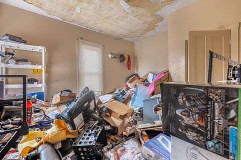 Tiny photo for 302 W Pleasant Street, Springfield, OH 45506 (MLS # 226002370)