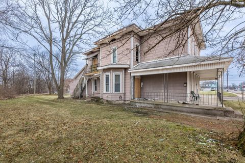 Tiny photo for 302 W Pleasant Street, Springfield, OH 45506 (MLS # 226002370)