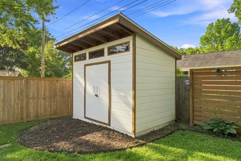 Tiny photo for 727 Old Coach Road, Westerville, OH 43081 (MLS # 226032806)