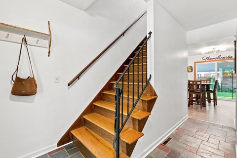 Tiny photo for 727 Old Coach Road, Westerville, OH 43081 (MLS # 226032806)