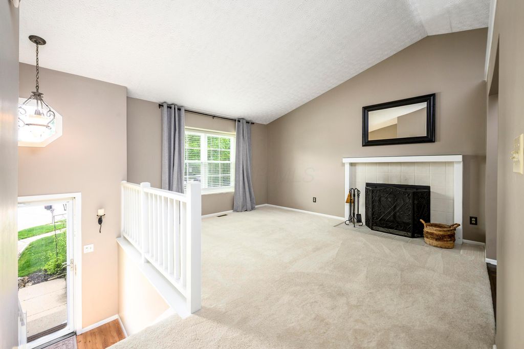 Photo of 4959 Cavan Court, Columbus, OH 43221 (MLS # 226014299)
