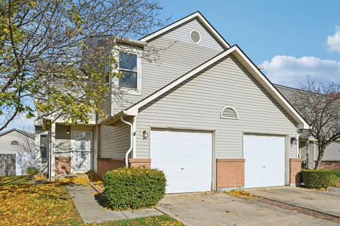 Photo of 1818 Rock Creek Drive, Grove City, OH 43123 (MLS # 225042943)