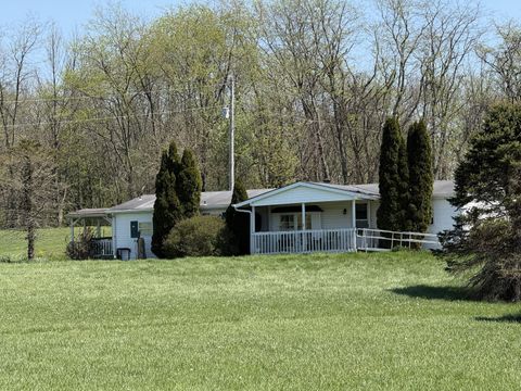 Tiny photo for 13768 Douglas Lane Lane, Centerburg, OH 43011 (MLS # 226014512)