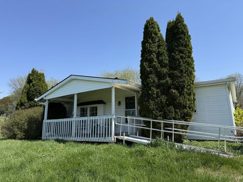 Tiny photo for 13768 Douglas Lane Lane, Centerburg, OH 43011 (MLS # 226014512)