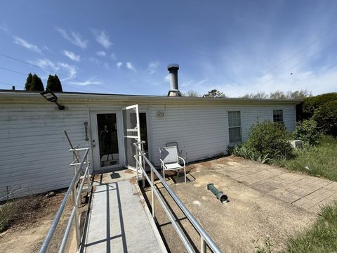 Tiny photo for 13768 Douglas Lane Lane, Centerburg, OH 43011 (MLS # 226014512)