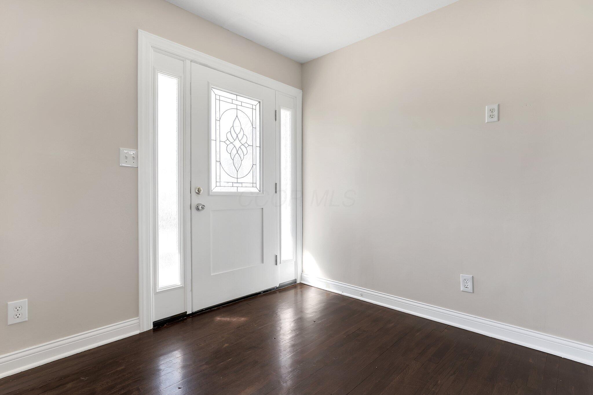 3730 Conway Drive, Columbus, Ohio image 6