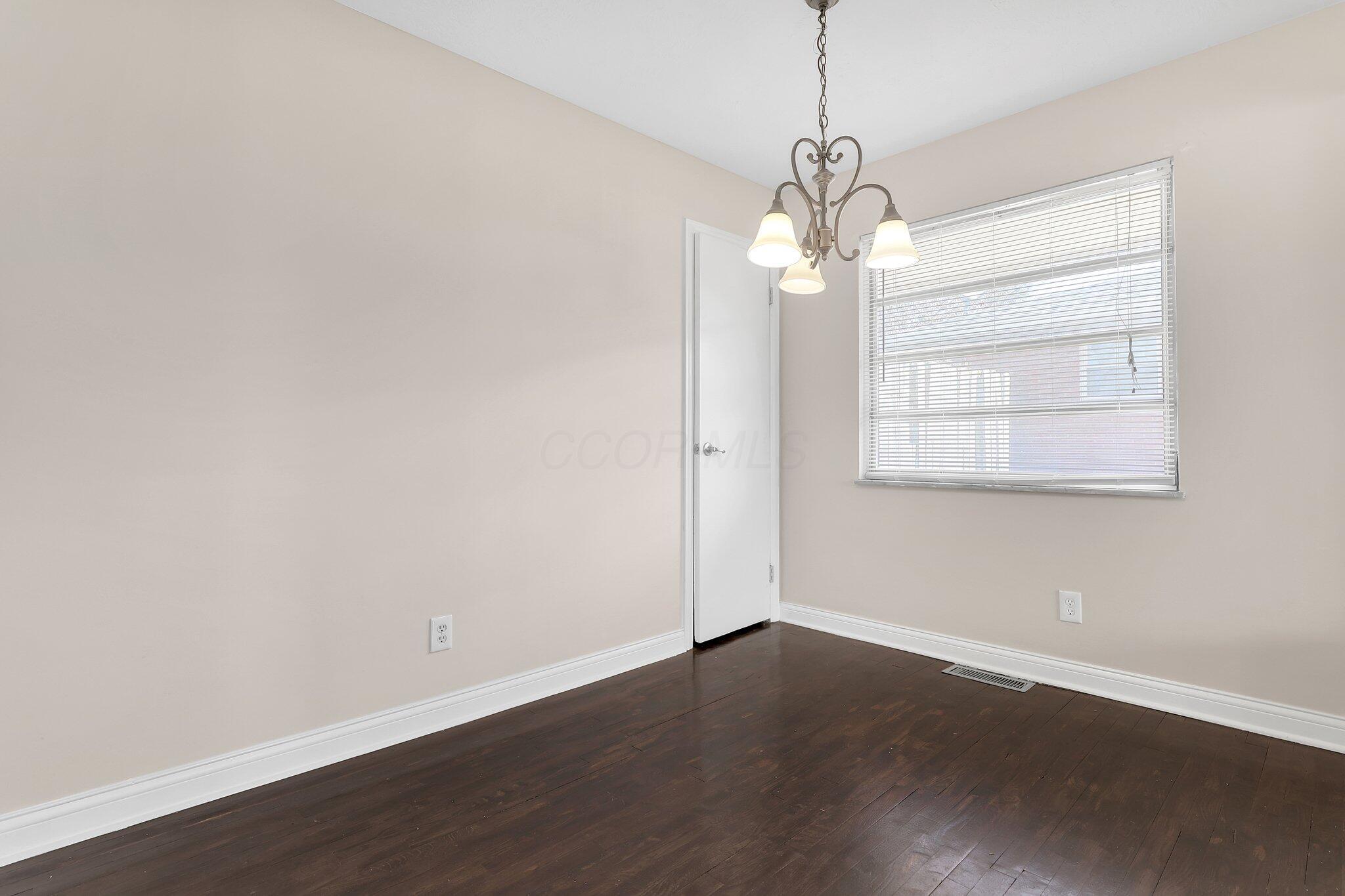 3730 Conway Drive, Columbus, Ohio image 9