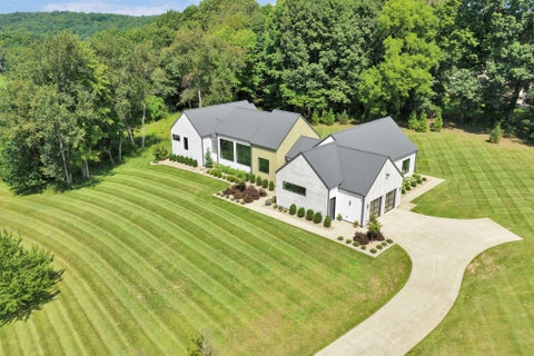 Tiny photo for 104 Apple Valley Lane, Granville, OH 43023 (MLS # 226034794)