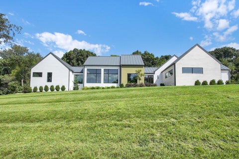 Tiny photo for 104 Apple Valley Lane, Granville, OH 43023 (MLS # 226034794)