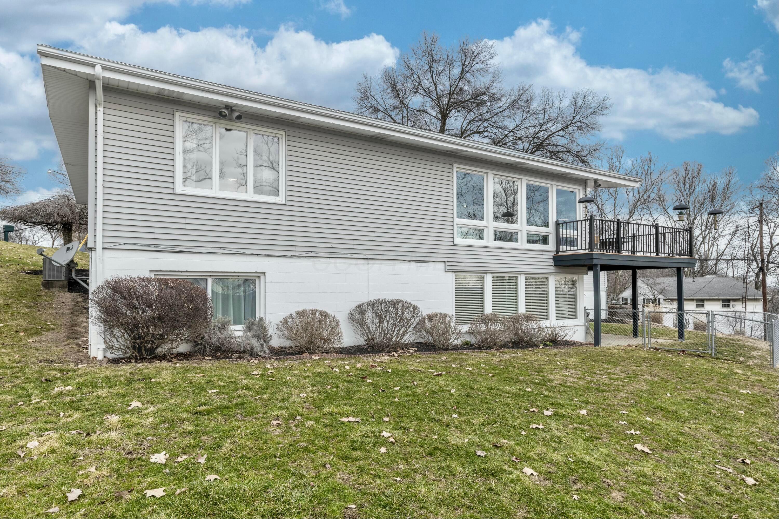 1715 Bryn Mawr Circle, Newark, Ohio image 24