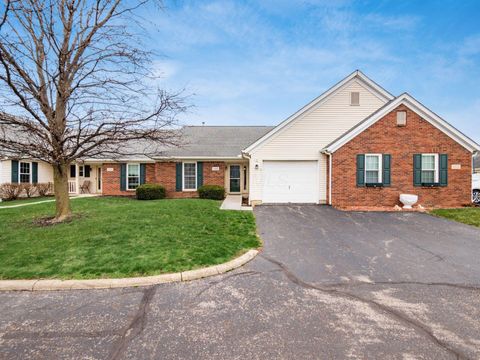Photo of 1108 Arbor Oaks Lane, Galloway, OH 43119 (MLS # 226008283)