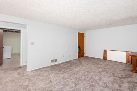 Tiny photo for 452 Pamlico Street 9 #9, Columbus, OH 43228 (MLS # 225039356)