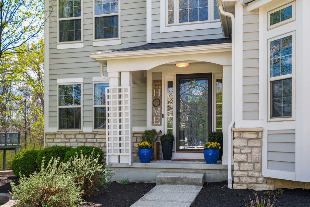 Photo of 203 Wagon Trail S, Powell, OH 43065 (MLS # 226012273)