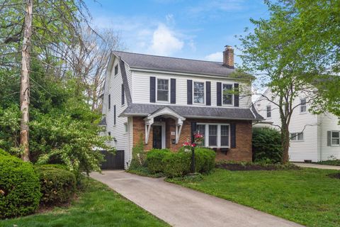 Photo of 30 S Dawson Avenue, Columbus, OH 43209 (MLS # 226013931)