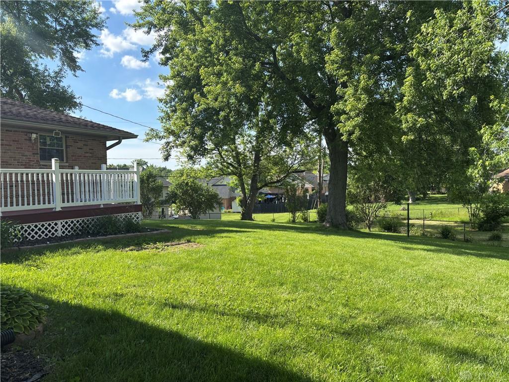 4367 Helena Court, Springfield, Ohio image 39