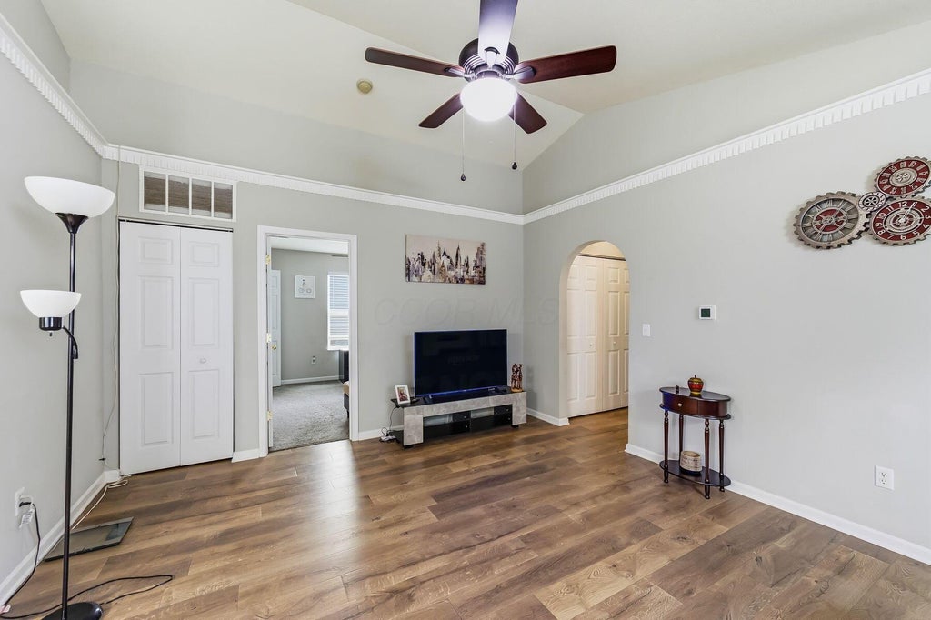 Photo of 4969 Fosterson Drive, Lockbourne, OH 43137 (MLS # 226021551)