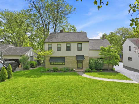 Photo of 66 S Roosevelt Avenue, Bexley, OH 43209 (MLS # 226019985)