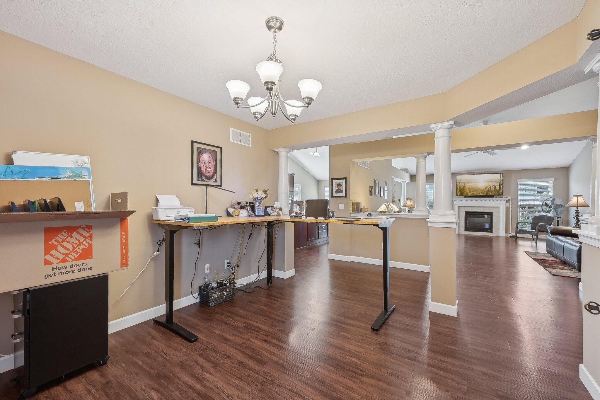2665 Longridge Way, Grove City, Ohio image 17