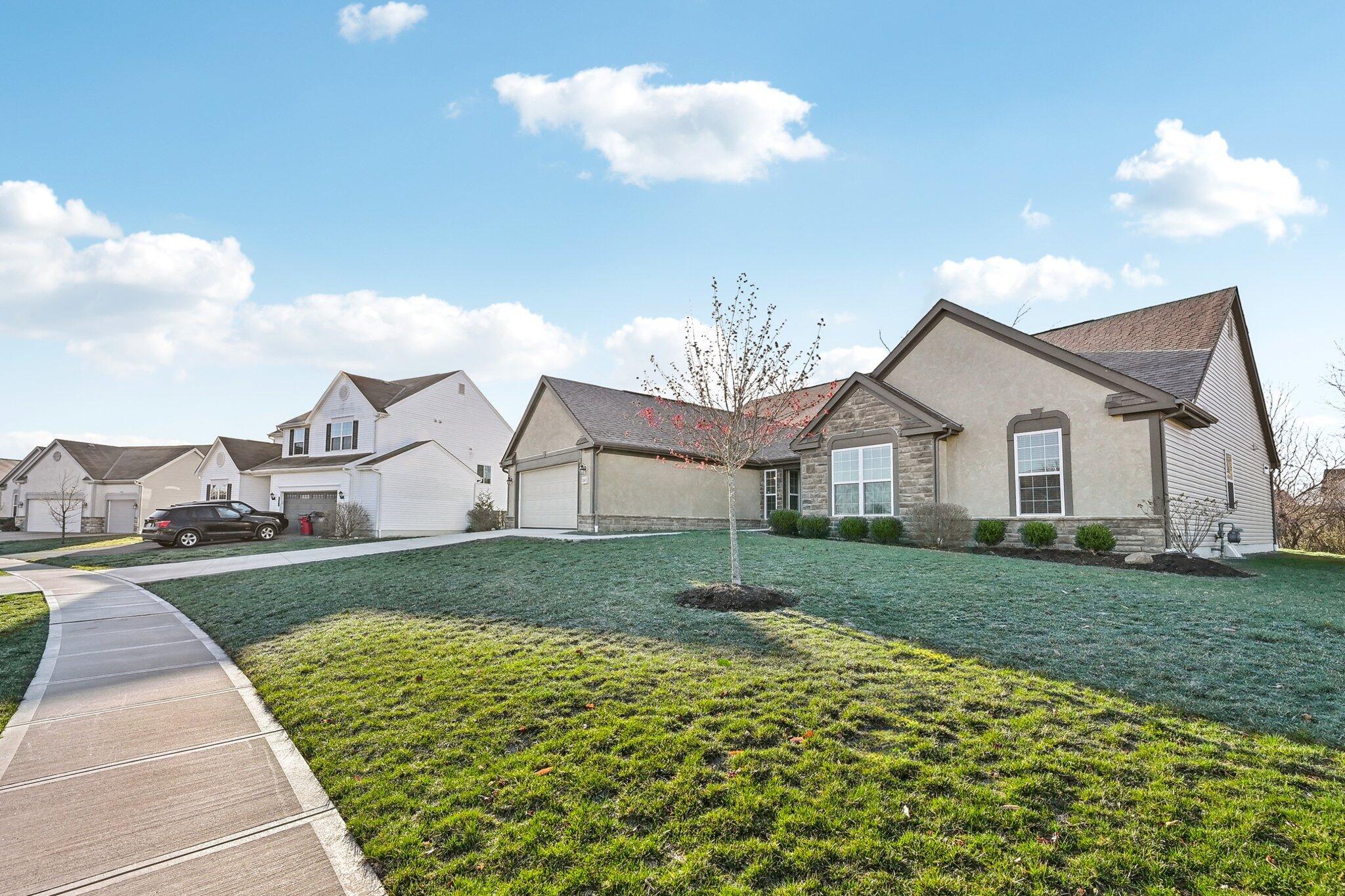 2665 Longridge Way, Grove City, Ohio image 8