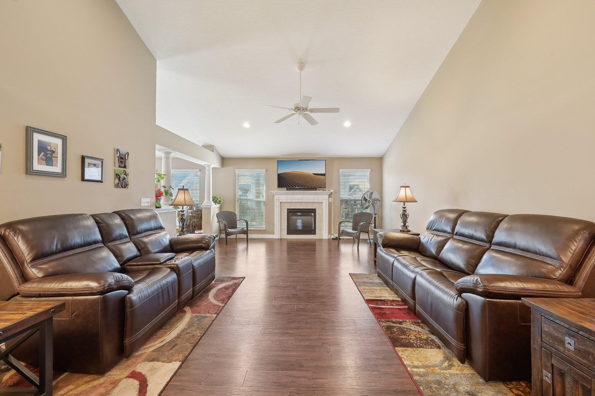 2665 Longridge Way, Grove City, Ohio image 20