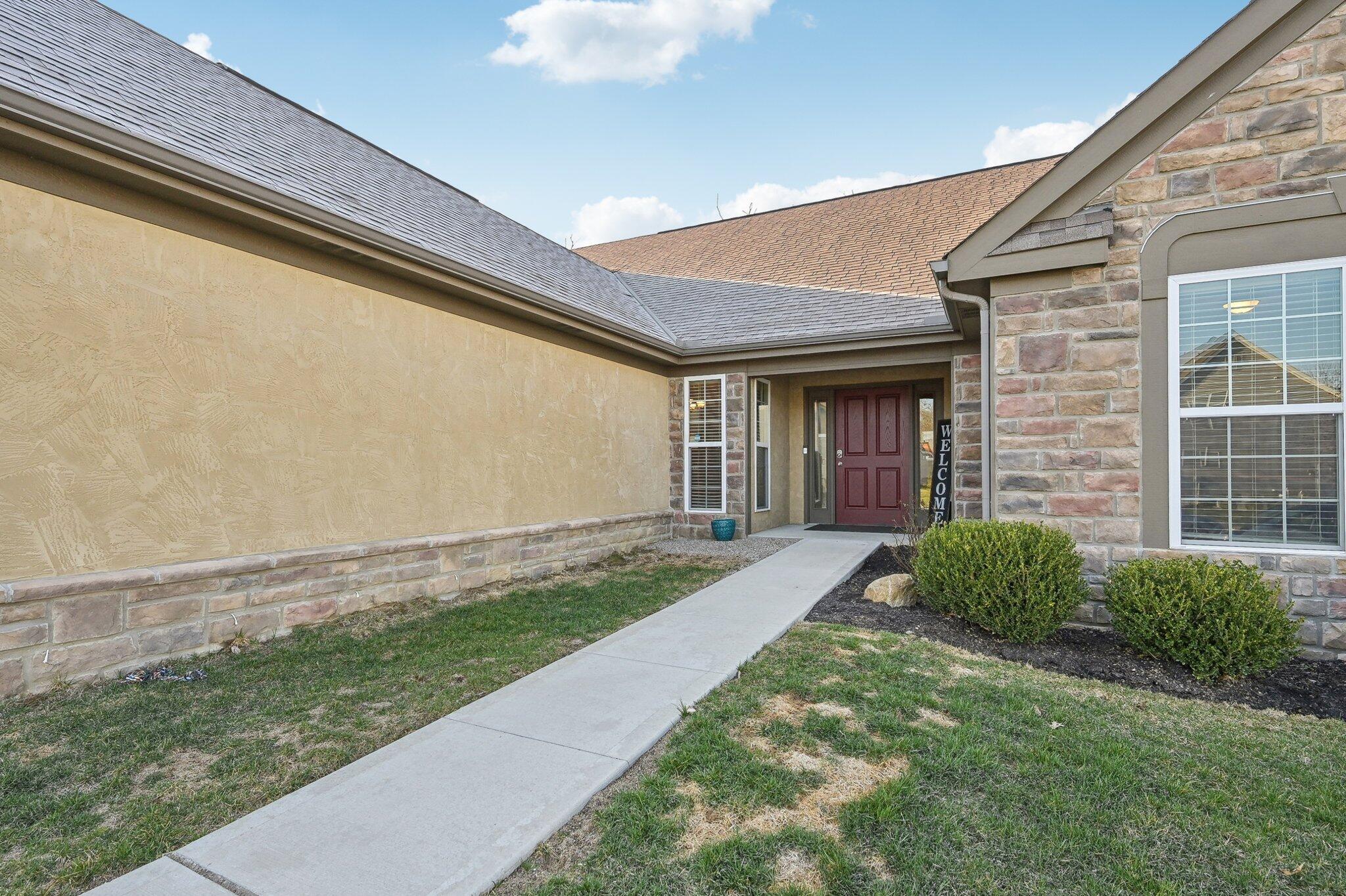 2665 Longridge Way, Grove City, Ohio image 10