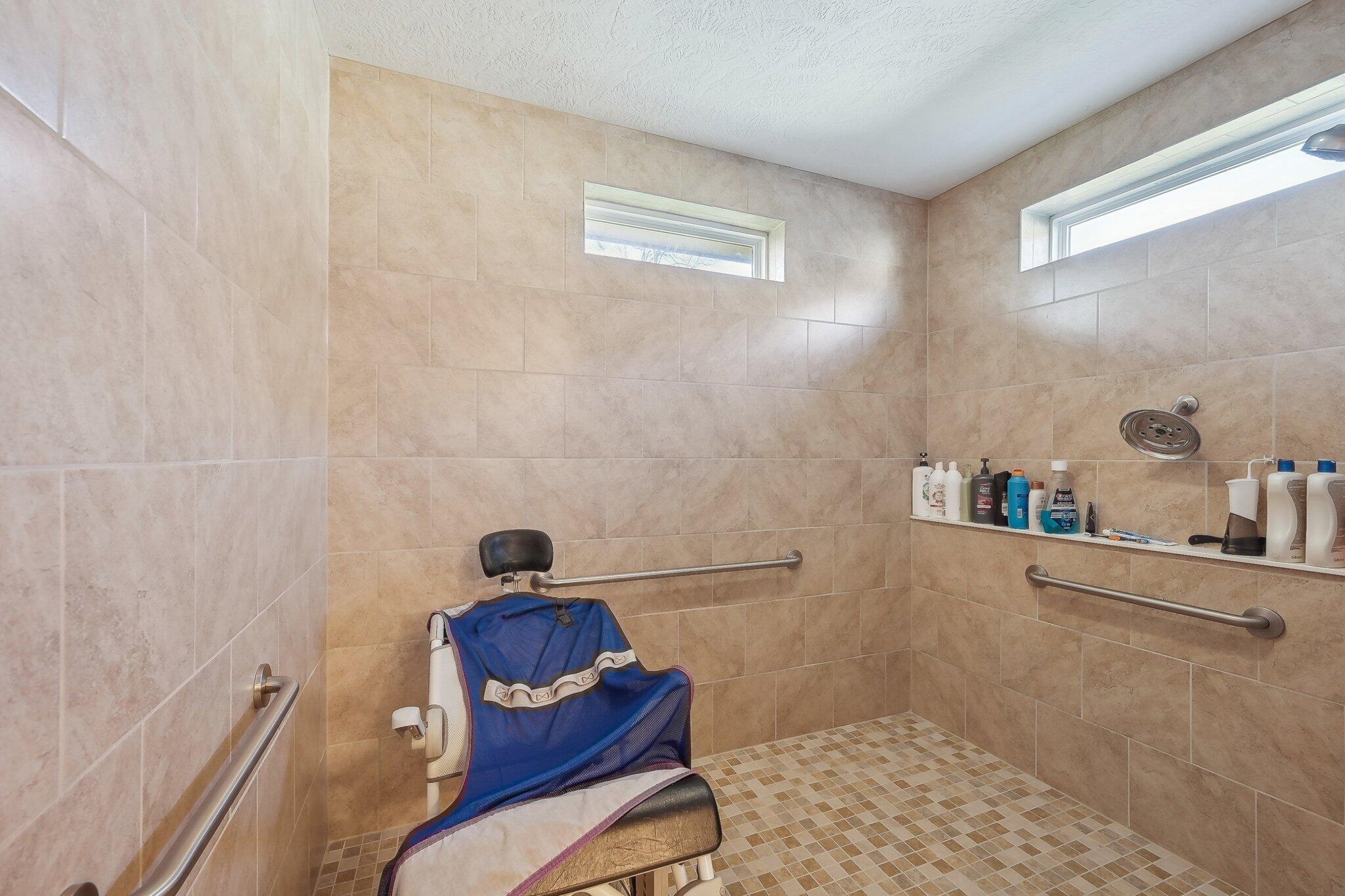 2665 Longridge Way, Grove City, Ohio image 50