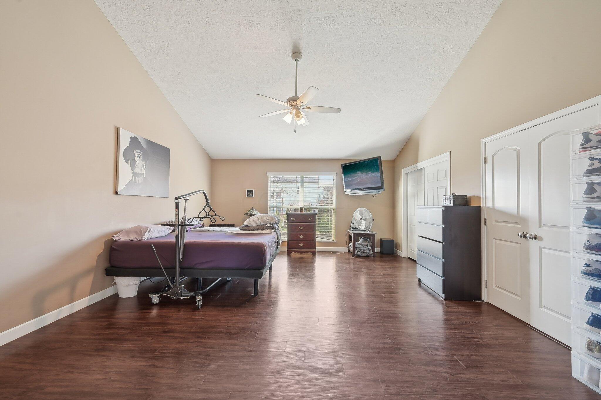 2665 Longridge Way, Grove City, Ohio image 45