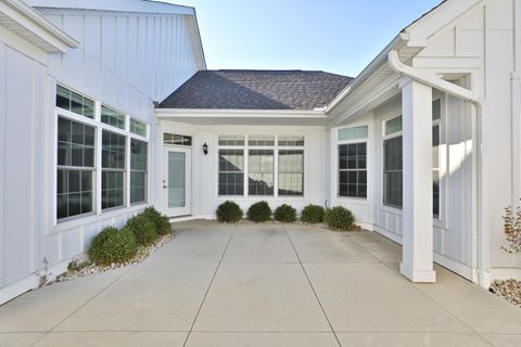 Tiny photo for 6947 Hollyhock Drive, New Albany, OH 43054 (MLS # 225040570)