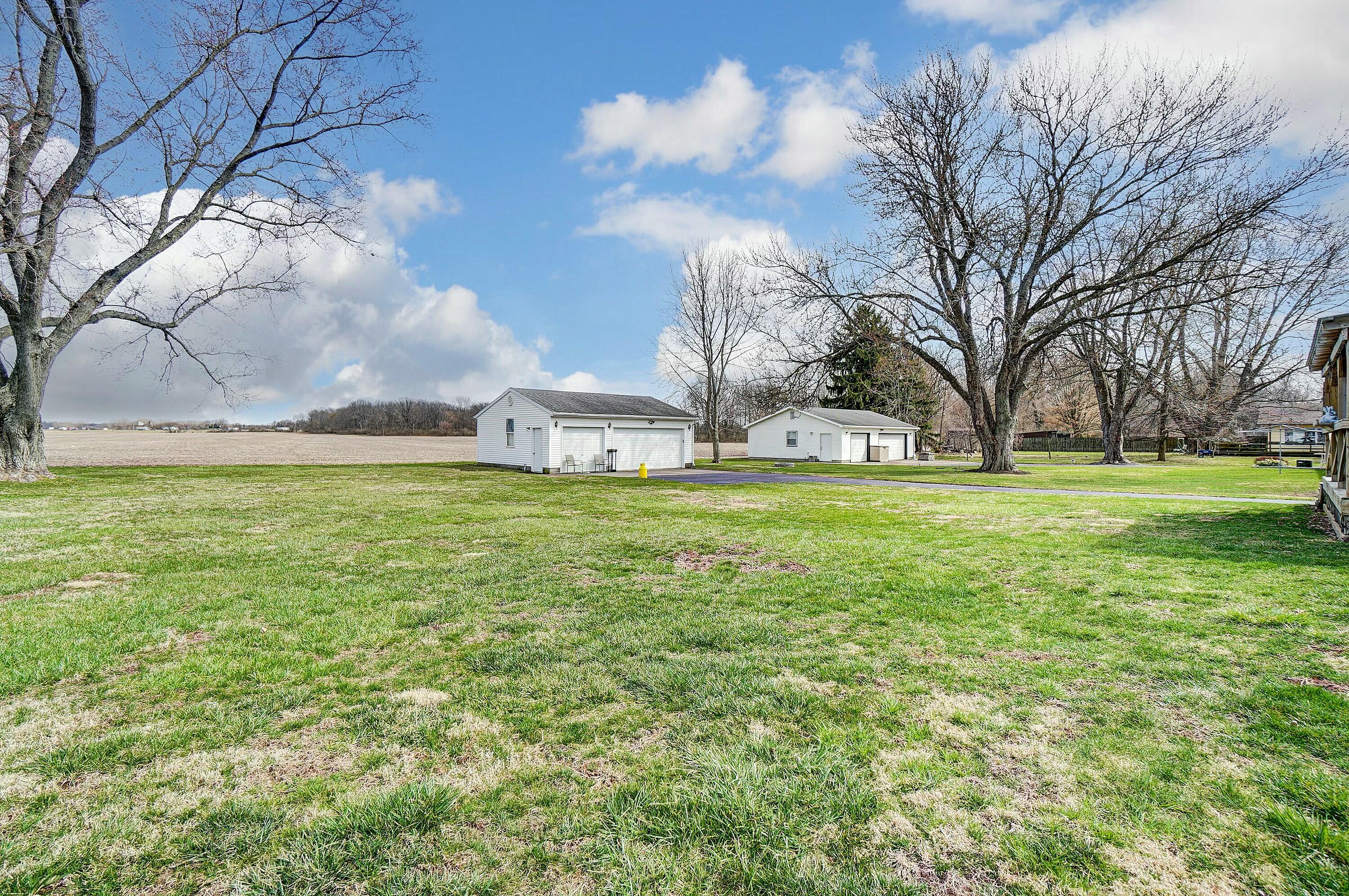 910 Bowman Road, Springfield, Ohio image 43