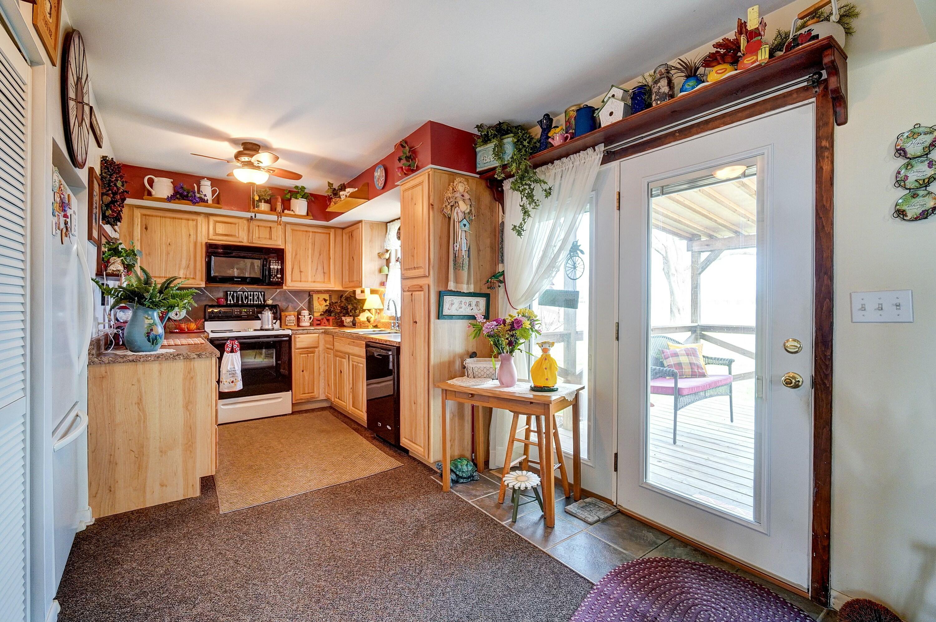 910 Bowman Road, Springfield, Ohio image 22