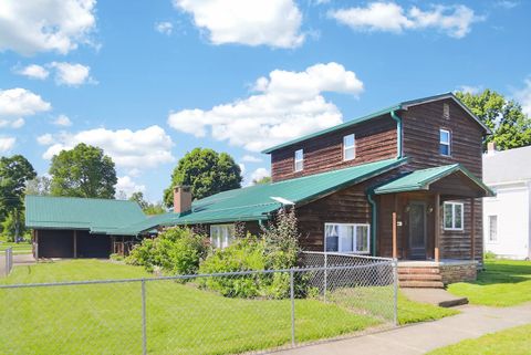 Photo of 400 Ridgewood Avenue, Mount Vernon, OH 43050 (MLS # 226019352)
