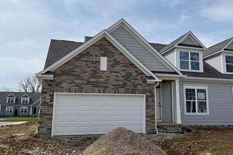 Photo of 1655 Bookfield Lane, Grove City, OH 43123 (MLS # 226000714)