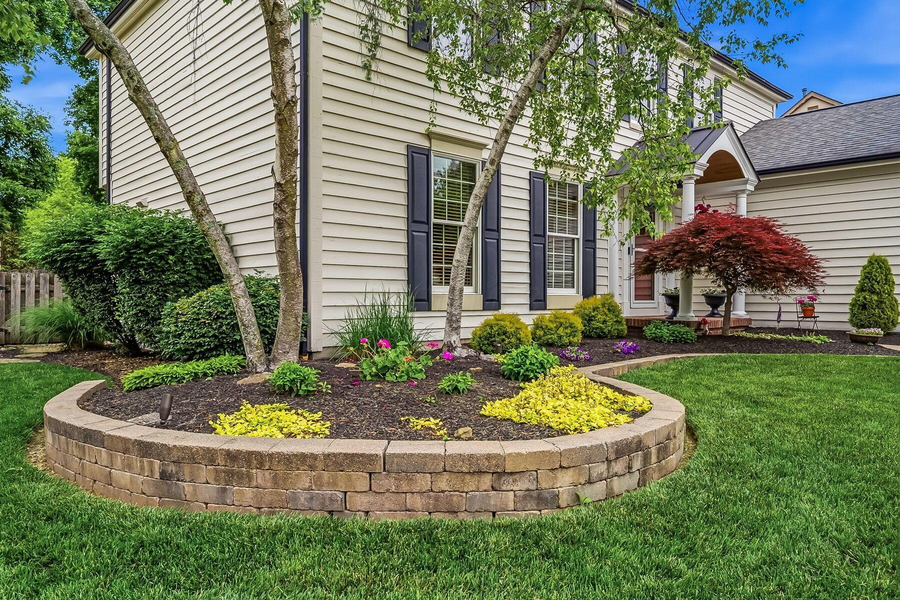 7691 Godfrey Circle