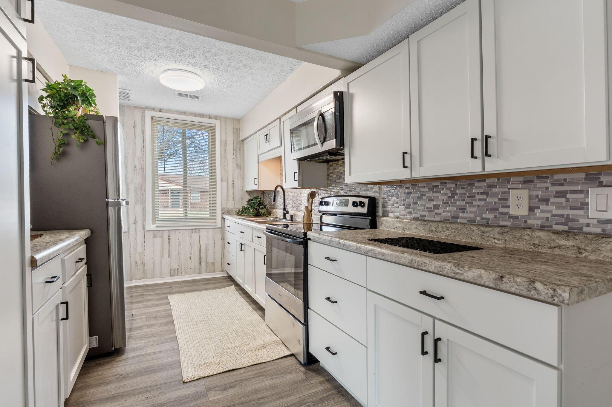 1026 Rosewood Drive, Marysville, Ohio image 11