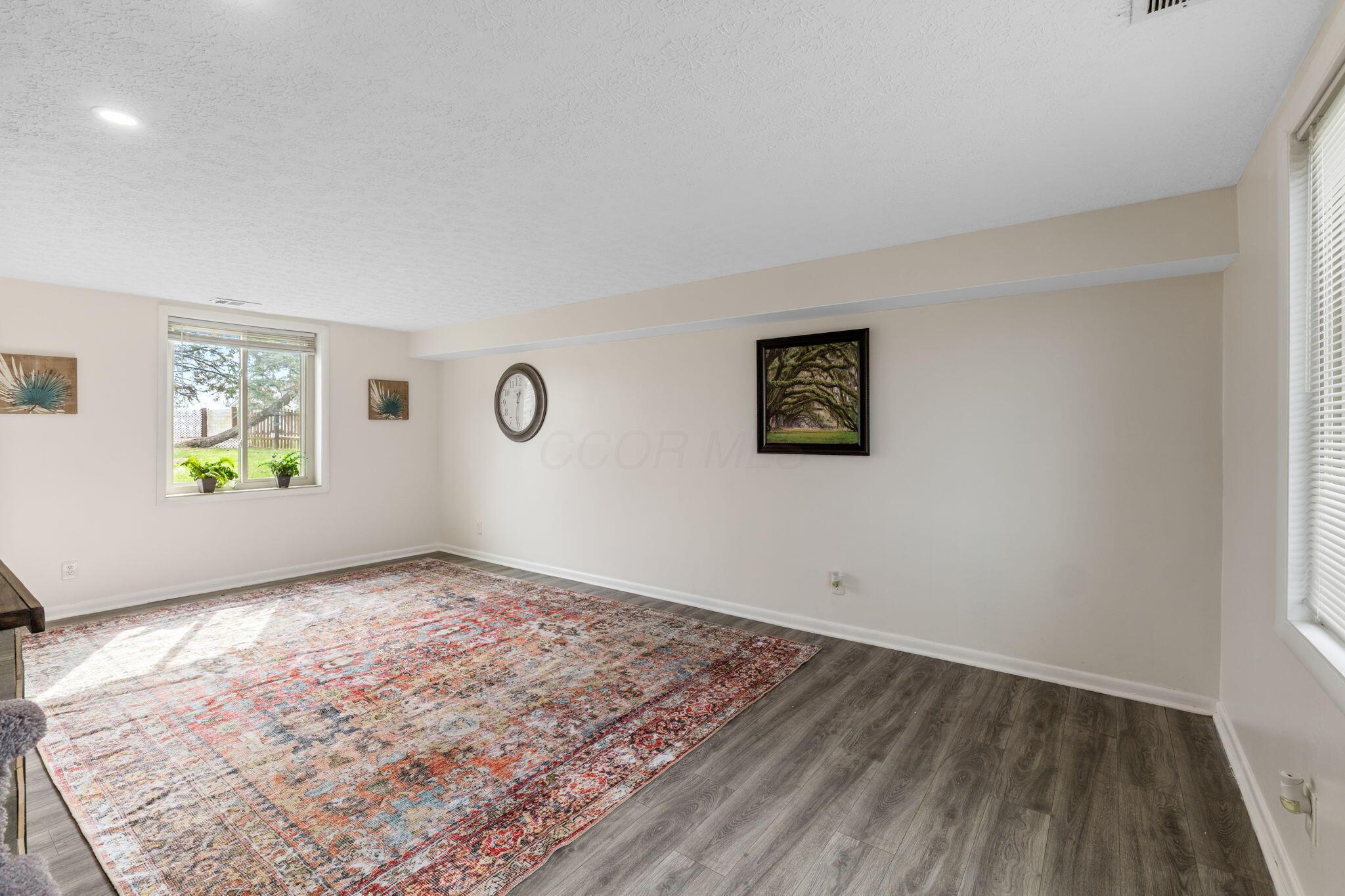 1026 Rosewood Drive, Marysville, Ohio image 6