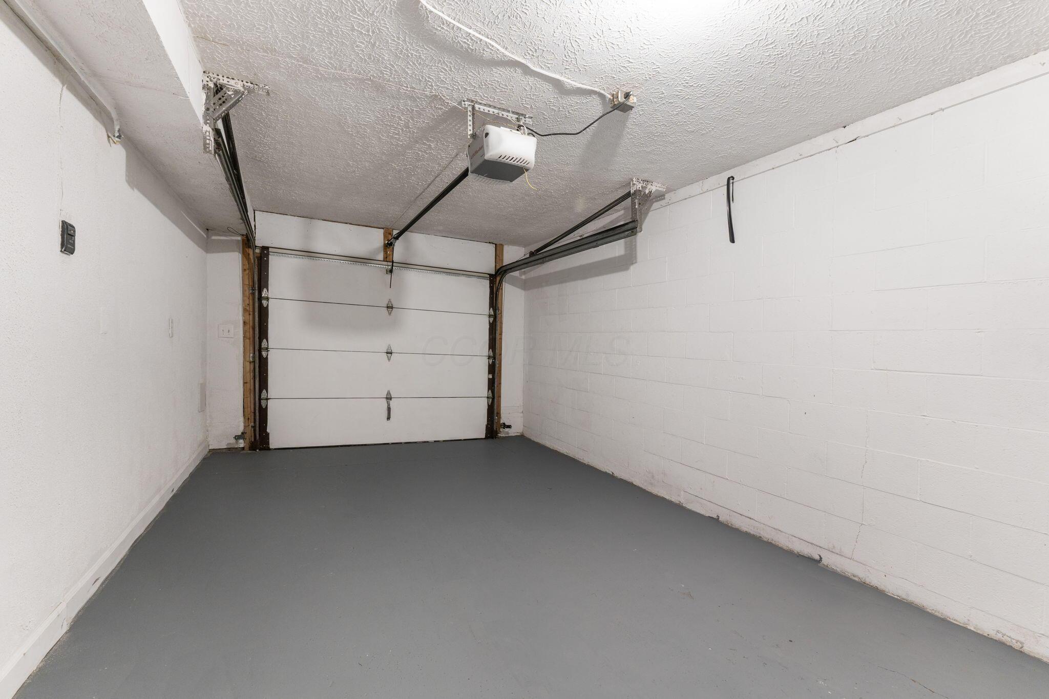 1026 Rosewood Drive, Marysville, Ohio image 36