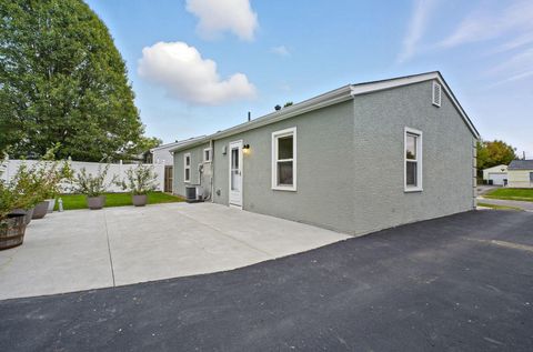 Tiny photo for 7262 Marlan Avenue, Reynoldsburg, OH 43068 (MLS # 225040603)