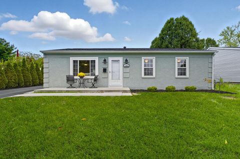 Photo of 7262 Marlan Avenue, Reynoldsburg, OH 43068 (MLS # 225040603) Photo of 7262 Marlan Avenue, Reynoldsburg, OH 43068 (MLS # 225040603)