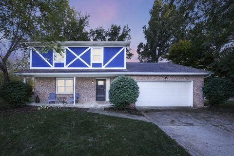 Photo of 11779 Covington Court NW, Pickerington, OH 43147 (MLS # 225037128)