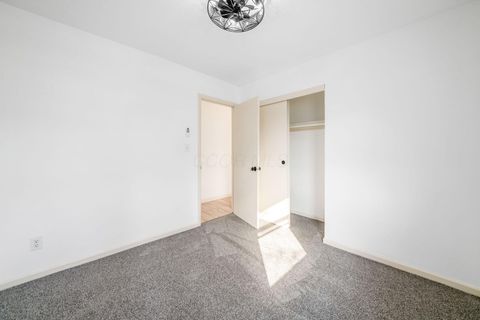 Tiny photo for 2350 Edenburgh Drive S, Columbus, OH 43219 (MLS # 226004906)