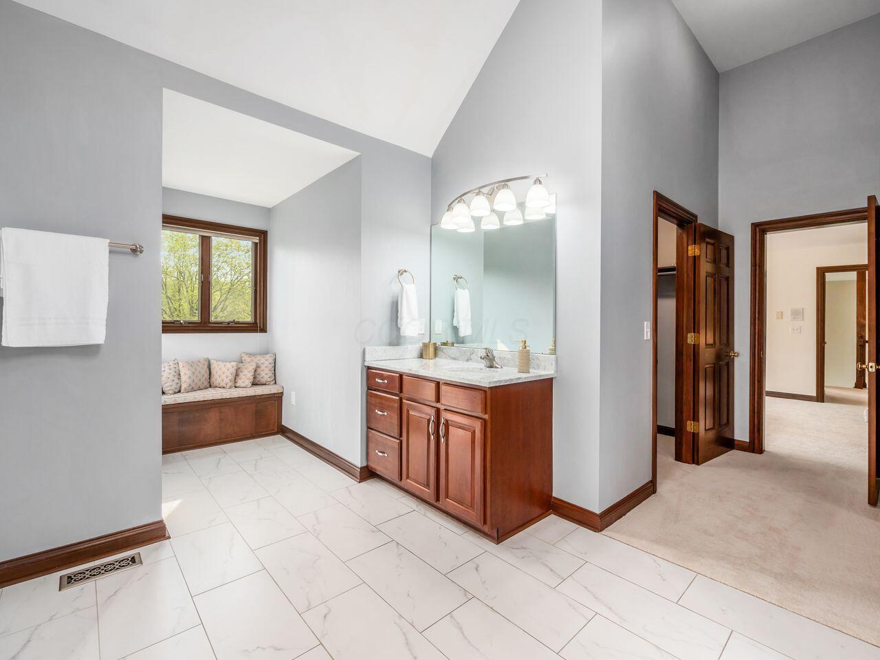 10900 Buckingham Place, Powell, Ohio image 33