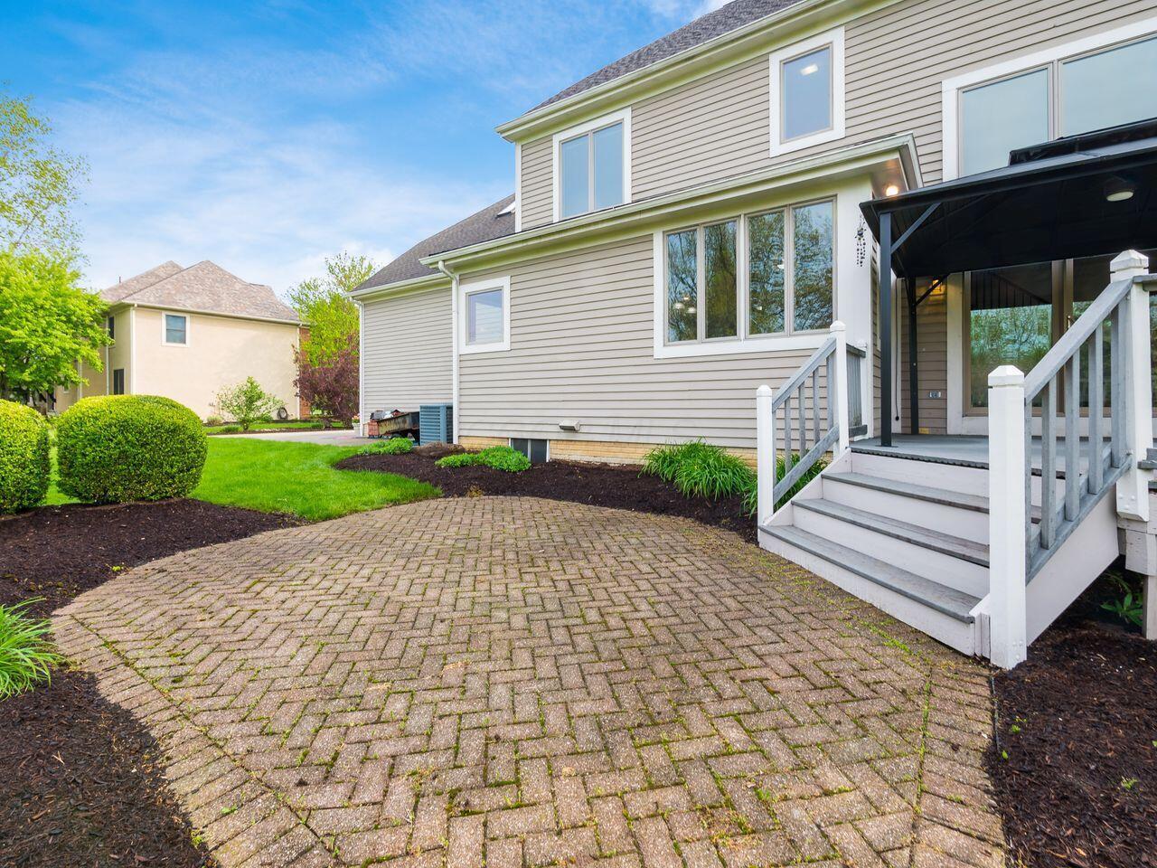 10900 Buckingham Place, Powell, Ohio image 10
